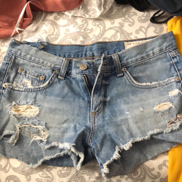 Excellent Condition Rag & Bone Shorts - Picture 5 of 8